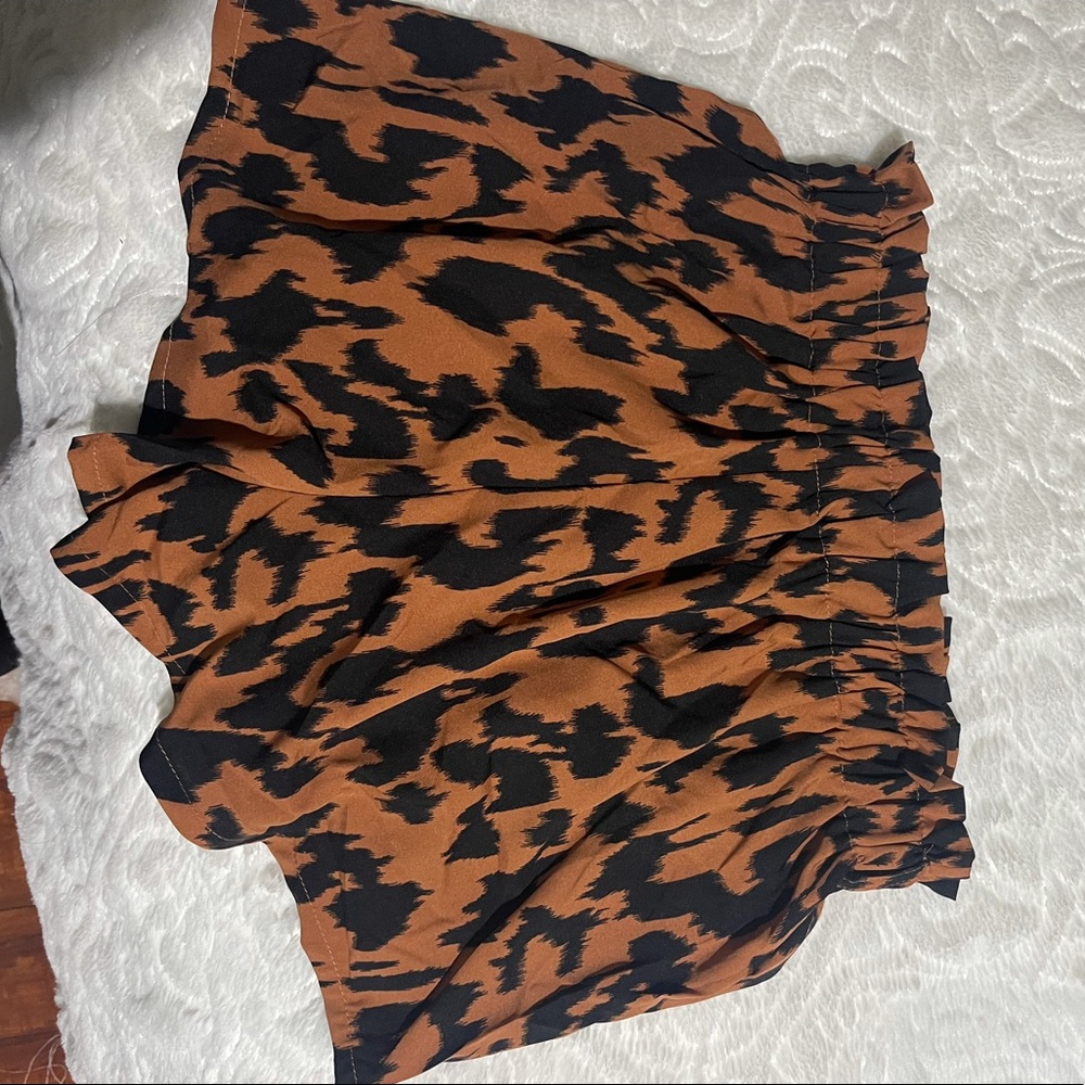 Super cute flowy shorts from Shein. Never worn